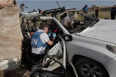 El vehículo de la organización de ayuda internacional WCK que fue atacado en la Franja de Gaza. (AFP) El vehículo de la organización de ayuda internacional WCK que fue atacado en la Franja de Gaza.