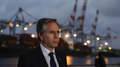 Blinken anoche en el puerto de Ashdod. Estados Unidos se opone a la operación de Rafah. (AP) Blinken anoche en el puerto de Ashdod. Estados Unidos se opone a la operación de Rafah.