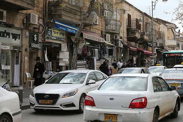 Barrio de Mea Shearim: La mayoría de los haredim ya no se concentran en Jerusalén y Bnei Brak, y hay que viajar lejos. 