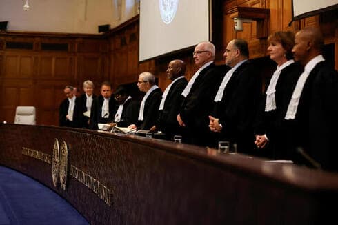 Los jueces del tribunal de La Haya. 