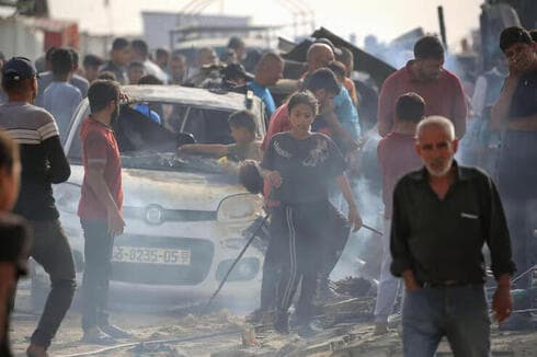 Así quedó el campamento tras el incendio en Rafah. 