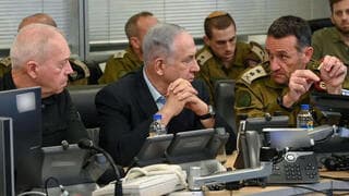 Galant, Netanyahu y Halevi, durante la discusión de gabinete. 