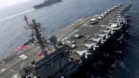 Portaaviones estadounidense "Lincoln". 
