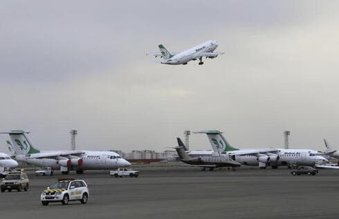 Aeropuerto de Teherán. 