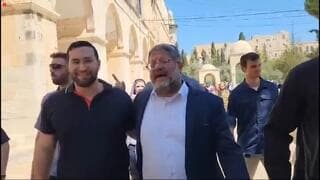 Itamar Ben Gvir ayer, durante su ascensión al Monte del Templo