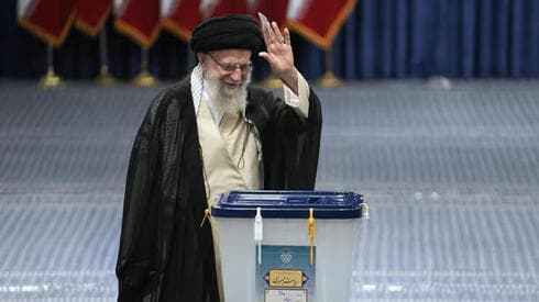Alí Khamenei, líder supremo de Irán, expresa el sector más conservador. (AP Foto/Vahid Salemi) Alí Khamenei, líder supremo de Irán.