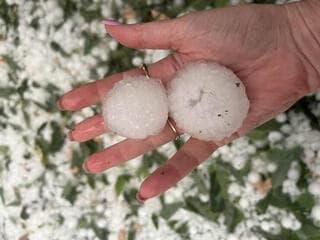 Tamaño del granizo caído en Karmiel. 