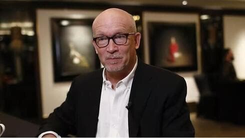 Alex Gibney. "Los materiales filtrados eran fascinantes". 
