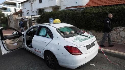 Caída de un proyectil de Hezbolá en Nahariya. Los residentes del norte critican al gobierno. 