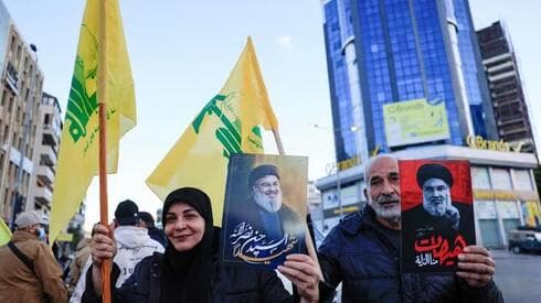 Beirut ayer, con imágenes del fallecido Hassan Nasrallah. 