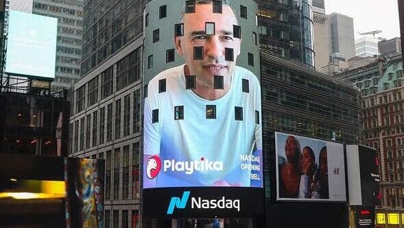 El cofundador y CEO de Playtika, Robert Antokol, tras la salida a bolsa de la empresa en el Nasdaq. 