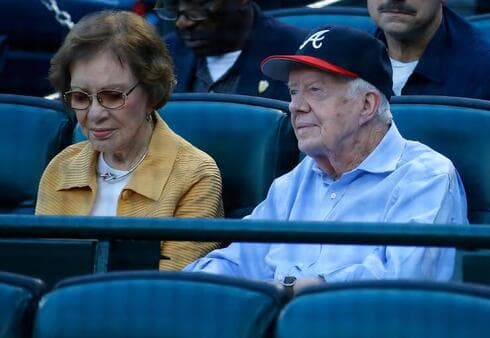 Junto a su mujer, Rosalyn Carter, en 2015. 