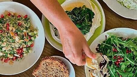 Platos del restaurante vegano Michaela en Jaffa, que cerró. 