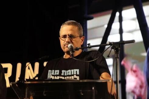 Ex comisario de policía Alsheikh. 