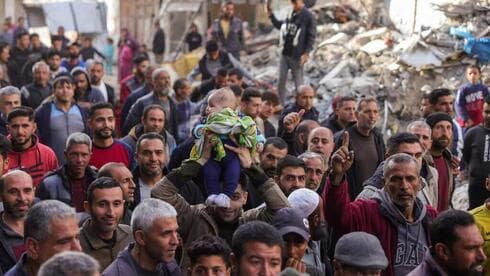 Palestinos protestan contra el régimen de Hamás en Gaza. 
