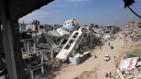 La Franja de Gaza, hoy: 42 millones de toneladas de escombros. 