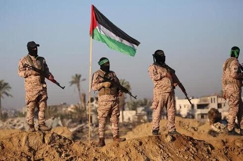 Otro video, otro horror: terroristas de Hamas en Gaza. 