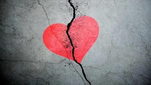 "Ya no te sorprendes, no sientes los sentimientos que se supone que lo acompañan". (Shutterstock) "Ya no te sorprendes, no sientes los sentimientos que se supone que lo acompañan".