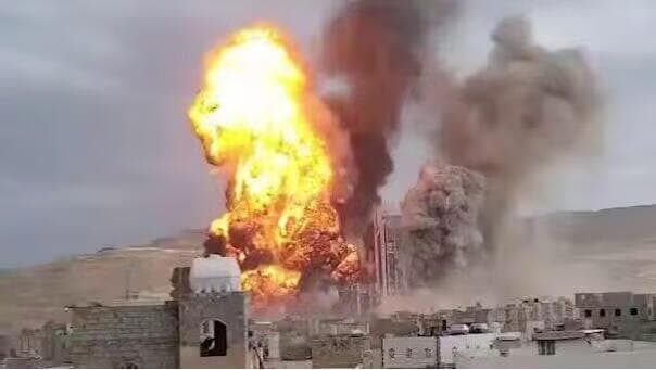 Ataque israelí sobre la capital de Yemen, Saná. 