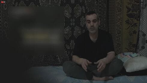 Video de Omri Miran desde su cautiverio difundido por Hamás. 