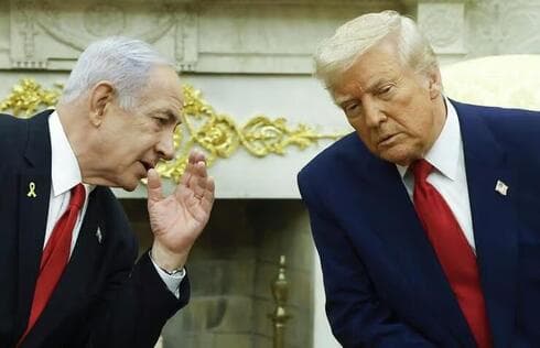 Benjamín Netanyahu y Donald Trump en el Salón Oval, este año. 