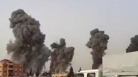 Hongos de humo tras las explosiones para eliminar a Sinwar. 