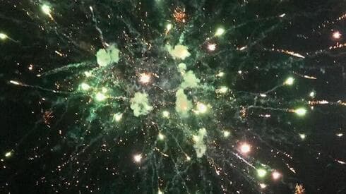 Fuegos artificiales en la celebración siria. 