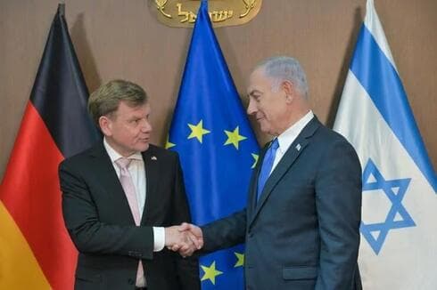 El ministro de Relaciones Exteriores alemán, con Netanyahu, a principios de este mes (GPO) El ministro de Relaciones Exteriores alemán, con Netanyahu, a principios de este mes
