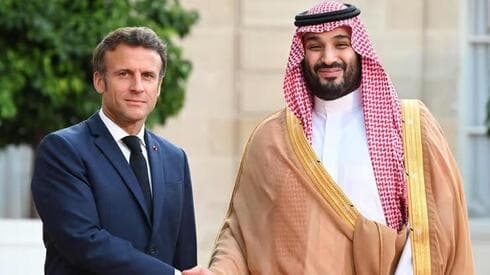 Macron y Bin Salman, mandatarios de Francia y Arabia Saudita. 