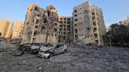Los graves daños en Beersheba, justo antes del alto el fuego. 