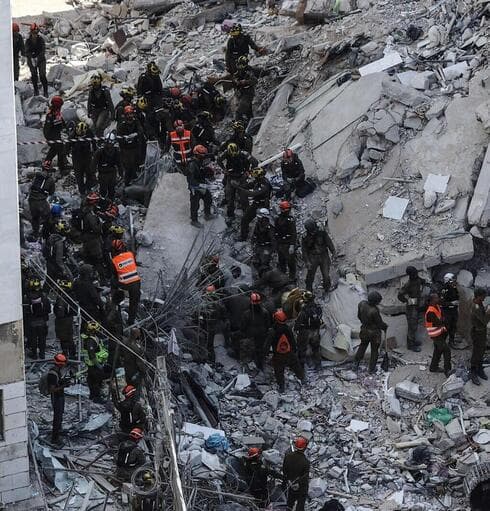 Impacto de un misil en Bat Yam. 