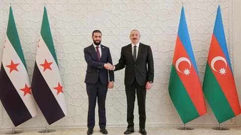 Presidentes de Siria y Azerbaiján, Ahmed al-Shara e Ilham Aliyev. 