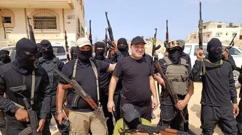 Hussam al-Astal y sus milicianos. 