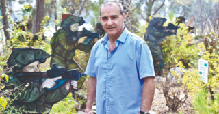 שמעון מור
