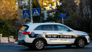 ניידת משטרה
