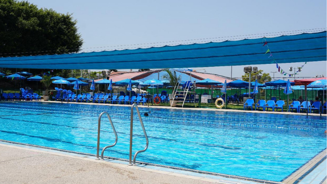 בריכת גלי השרון. פעילות מסובסדת