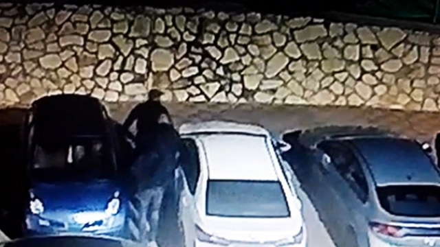 גנבי רכב פושטים על השרון