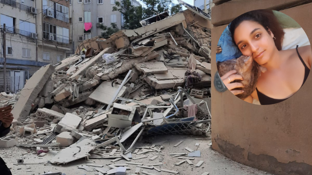 נועה יחזקאל ושרידי הבניין בסרלין