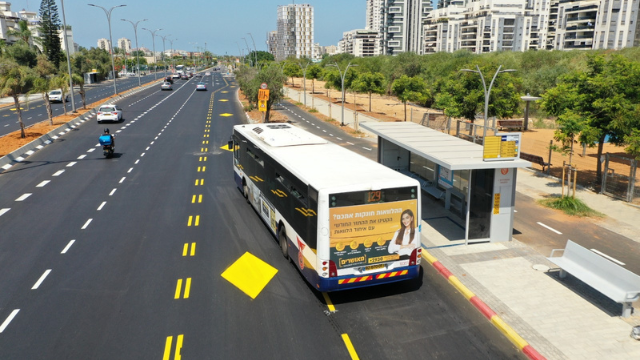 נתיבי התחבורה הציבורית בראשל"צ