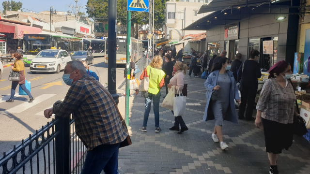 רחוב הברון הירש פתח תקוה - תמונה מותאמת פייסבוק