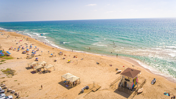 חוף הסטודנטים