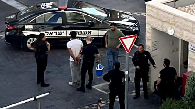 חמישה שב"חים נעצרו