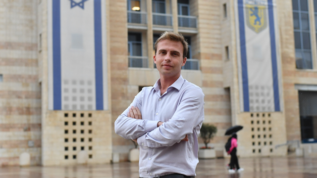  יו"ר התעוררות, אדיר שוורץ
