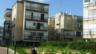 כפר גנים ב'