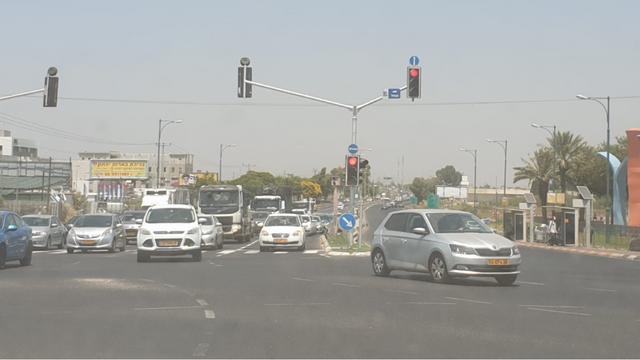 צומת סגולה - תמונת פייסבוק