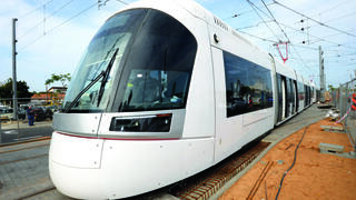 "לא שפוי". הרכבת הקלה בבת ים  