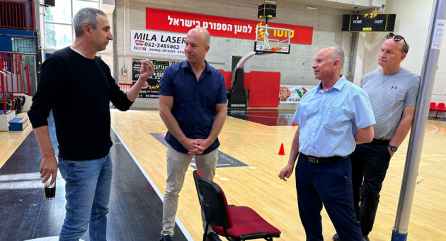הפגישה עם ראשי האיגוד והמנהלת