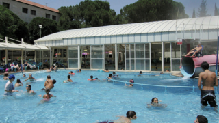 הבריכה בשנת 2005