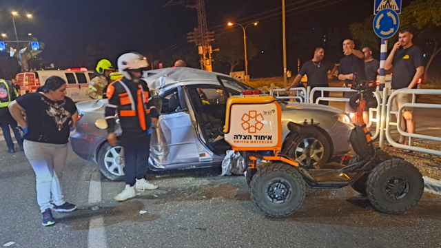 תאונת דרכים בין 2 כלי רכב  בקרית אתא