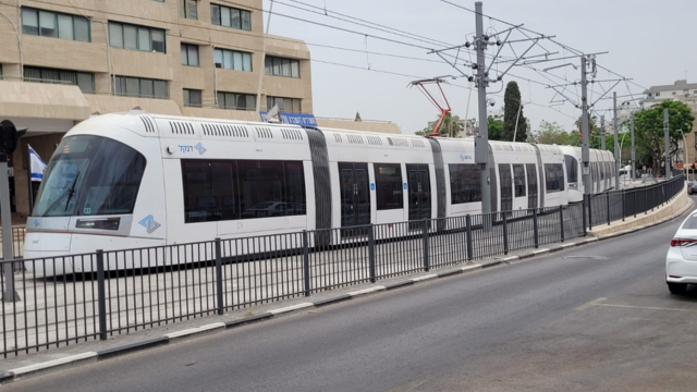 הרכבת הקלה בפתח תקוה - תמונת פייסבוק